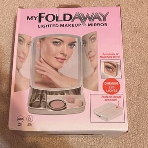 LED Lighted Makeup Mirror - White